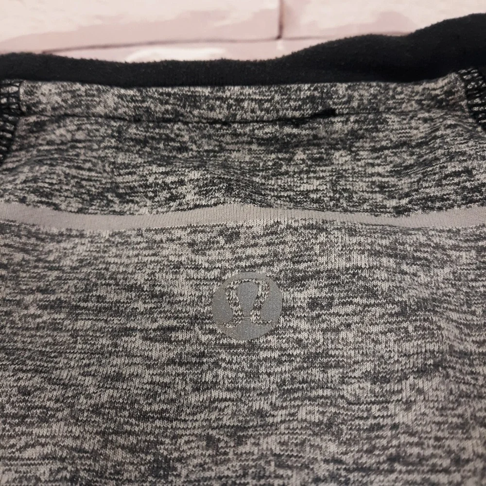 Lululemon Sweatshirt Womens Medium Gray Pullover Long Sleeve